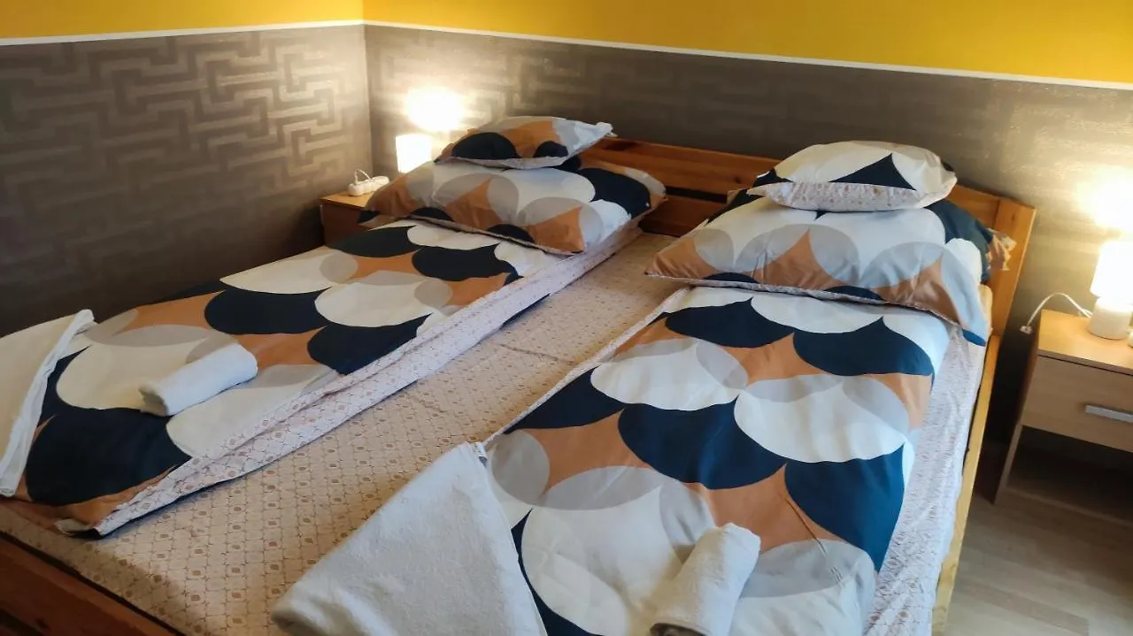 Apartment Ketto Ciprus Appartman 2 Hajduszoboszlo